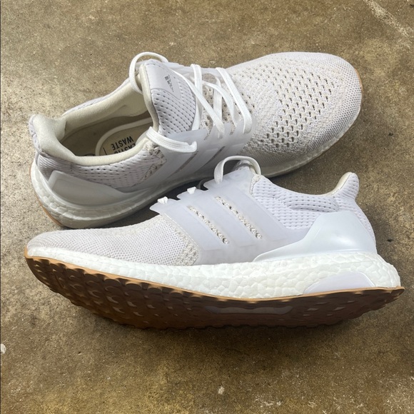 adidas Shoes - Adidas white ultraboost 1.0 with gum soles
Size: 7.5